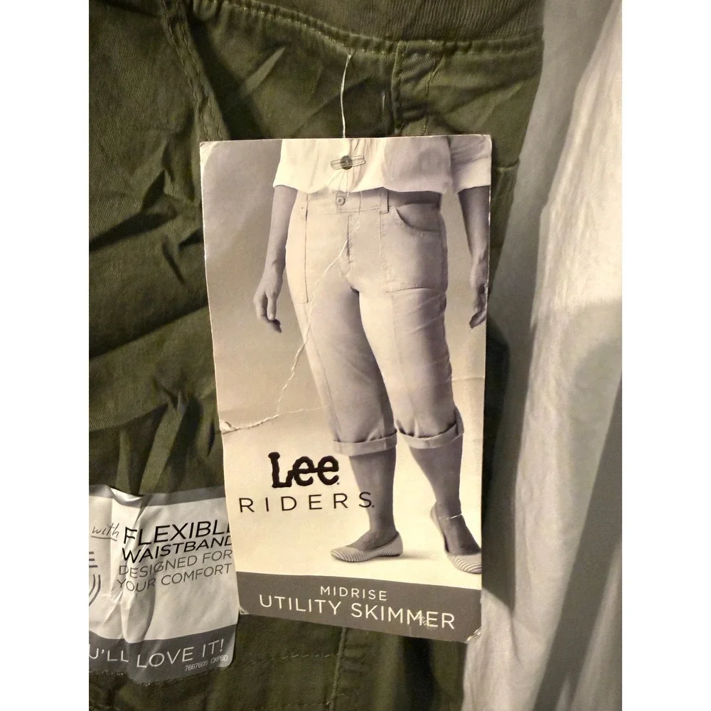 Lee Riders‎ Midrise Utility Skimmer Pants Lichen Green 20W M Flexible Waist